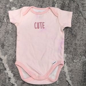 ✨ 10/$10 ✨ NWOT Gerber Organic Onesie